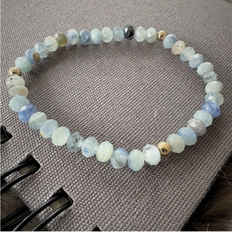 Kyanit armbånd 5mm