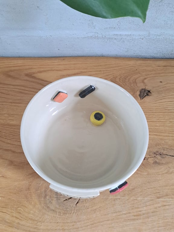 Slikskålen er 15 cm i diameter og 7 cm høj billede 3