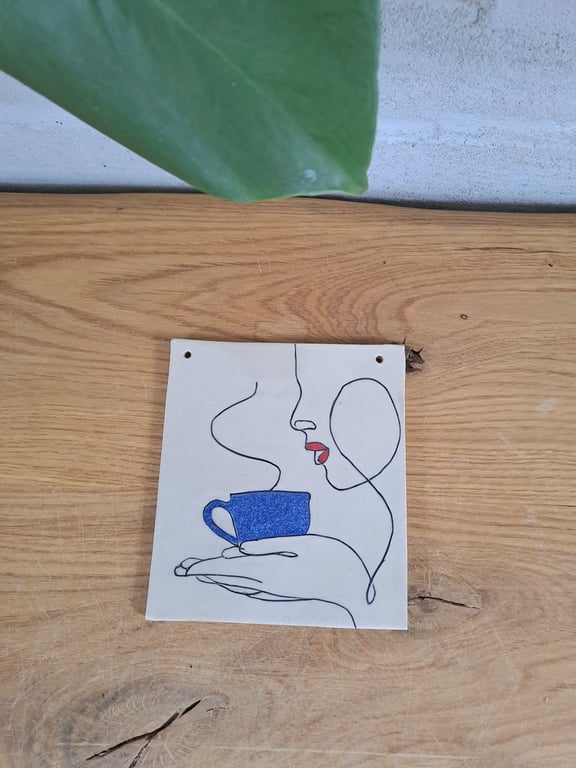 Vægophænget er 11 cm bred og 12,5 cm høj billede 2