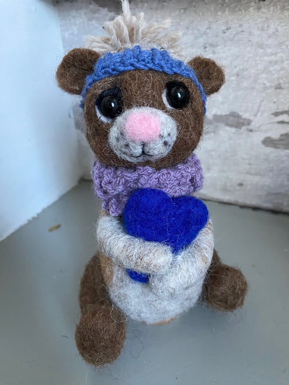 Filtet Bamse med hue (blå)