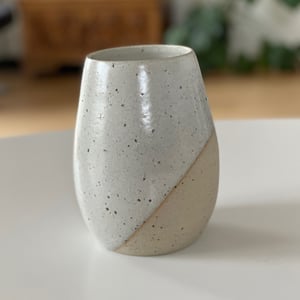 Vase, lys beige - 17 cm – produktbillede
