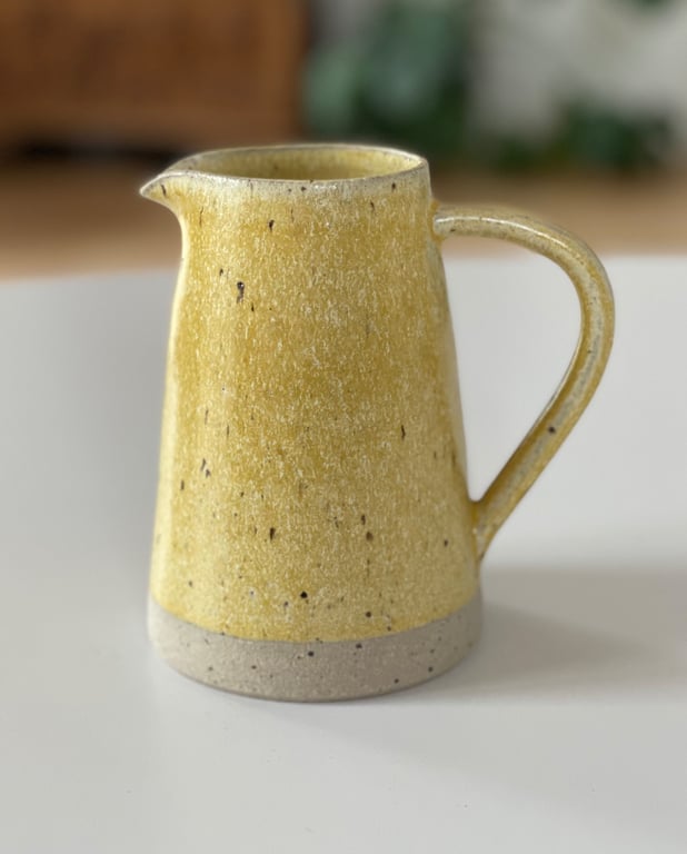 Mælkekande m/hank, hørgul - 0,4 liter