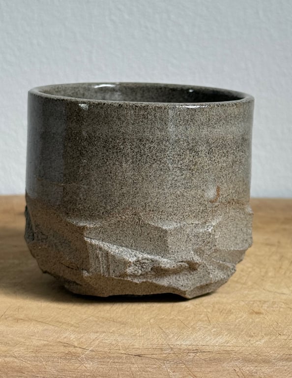 Kurinuki krus. Grå lava.  billede 2