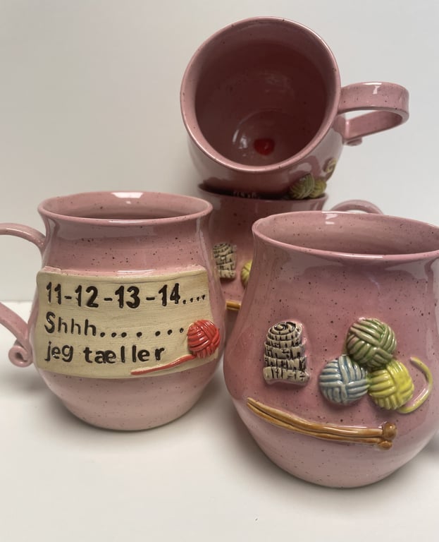 Keramik krus med tekst - 11.12.13.14.Shh jeg tæller billede 2