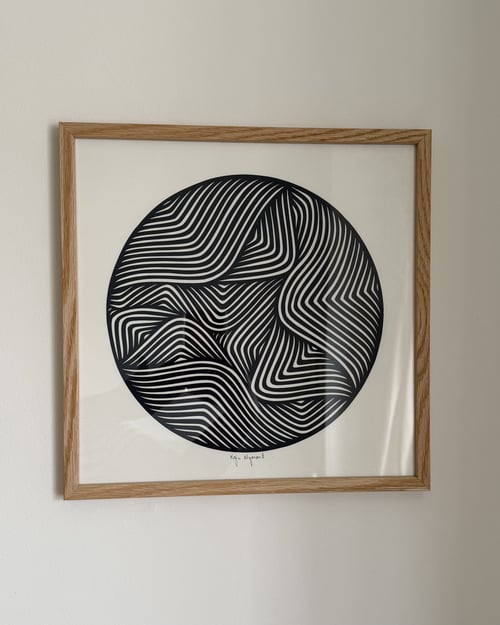 30x30cm, papercut, marineblå, indrammet 