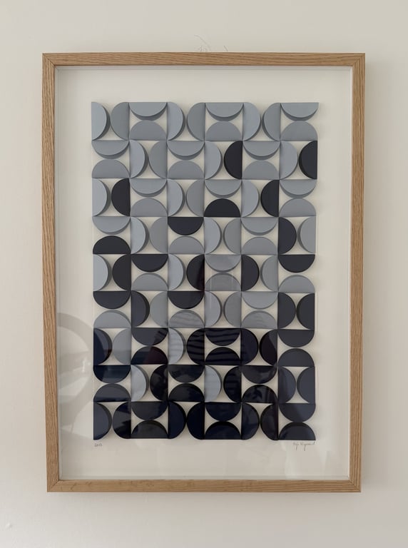 50x70cm, EKKO, relief, indrammet 