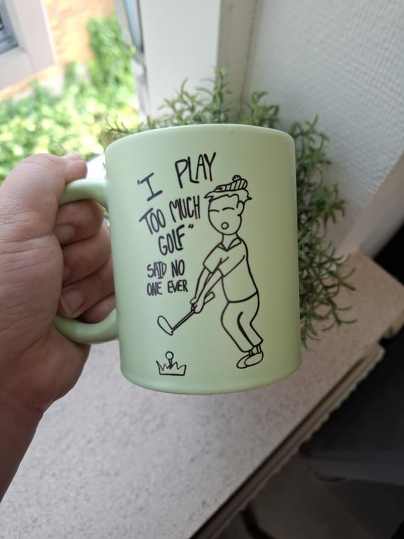 Krus: "I play too much golf" said no one ever Grøn