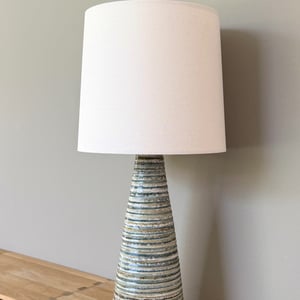 Upcycled vintage bordlampe - Riisa Keramik – produktbillede