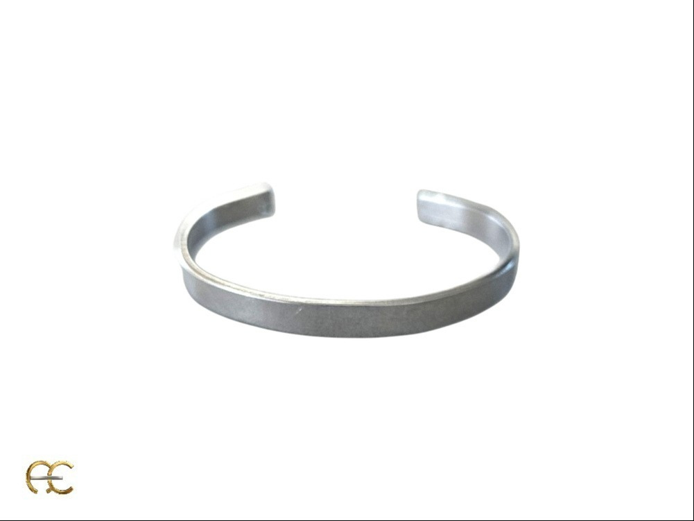 Armbånd aluminium inkl. valgfri tekst