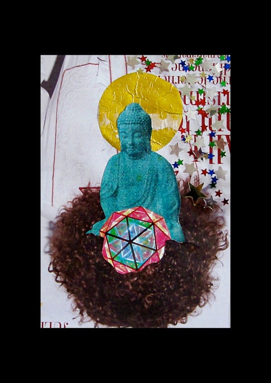 Blå Buddha med guldcirkel.