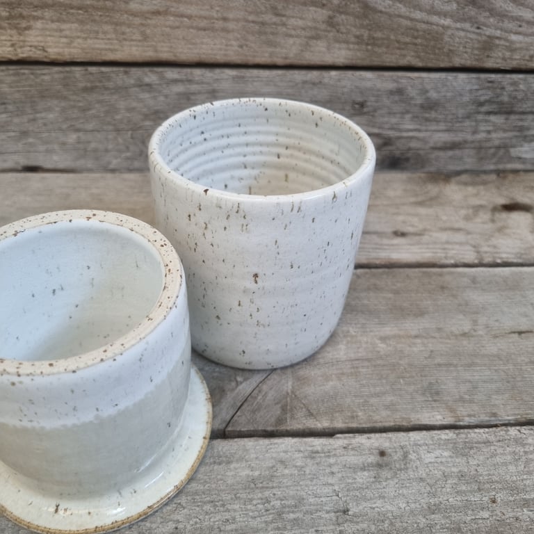 Smørklokke hvid beige billede 4