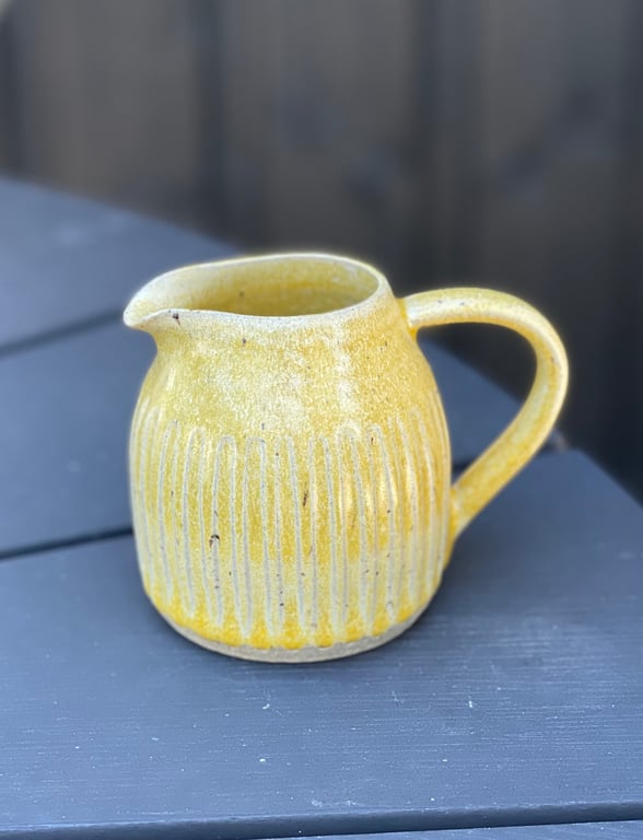 Mælkekande, hørgul m. riller - 3 dl