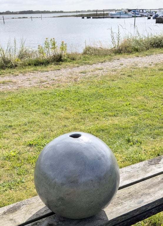 Stor keramik kugle ø ca 26 cm