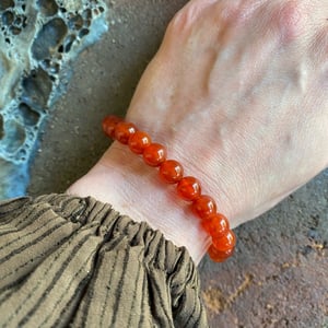 Karneol armbånd  – produktbillede