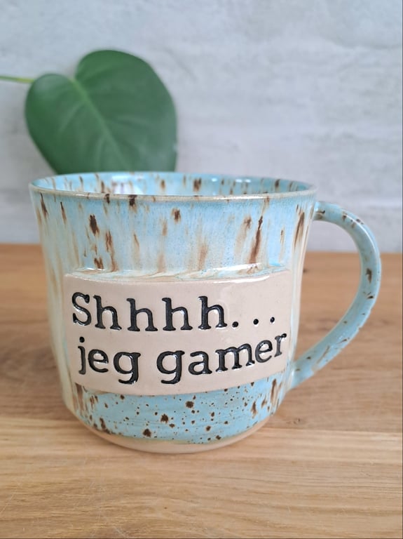 Gamer koppen kan indeholde 350 ml.