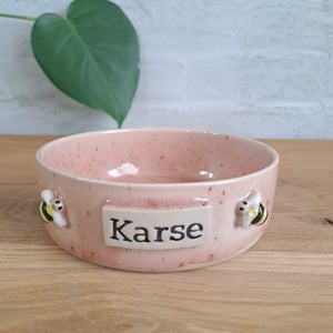 Karse skålen er 13 cm i diameter og 4 cm høj – produktbillede