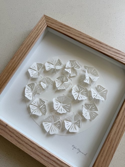 20x20cm, 3D papercut, hvid, indrammet  (2)