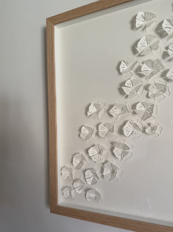 A3, 3D papercut, hvid, indrammet  billede 2