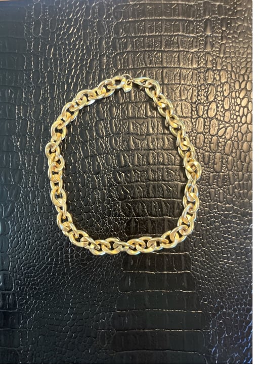 Elegant Chunky Guldhalskæde – 38 cm