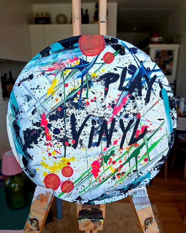 Play vinyl