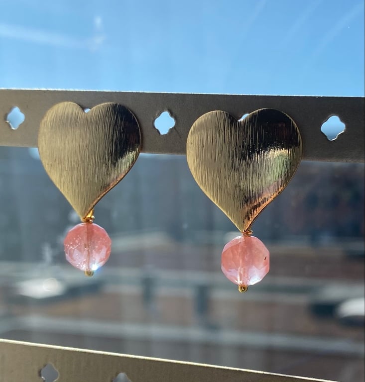 Heart earrings with cherry quartz 
