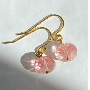 Earrings with cherry quartz  – produktbillede