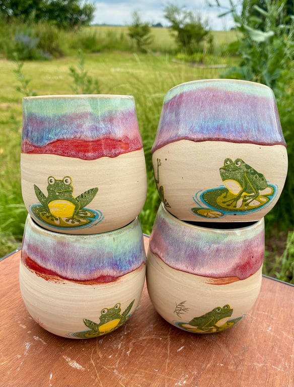Cracks Frogs Tumblers