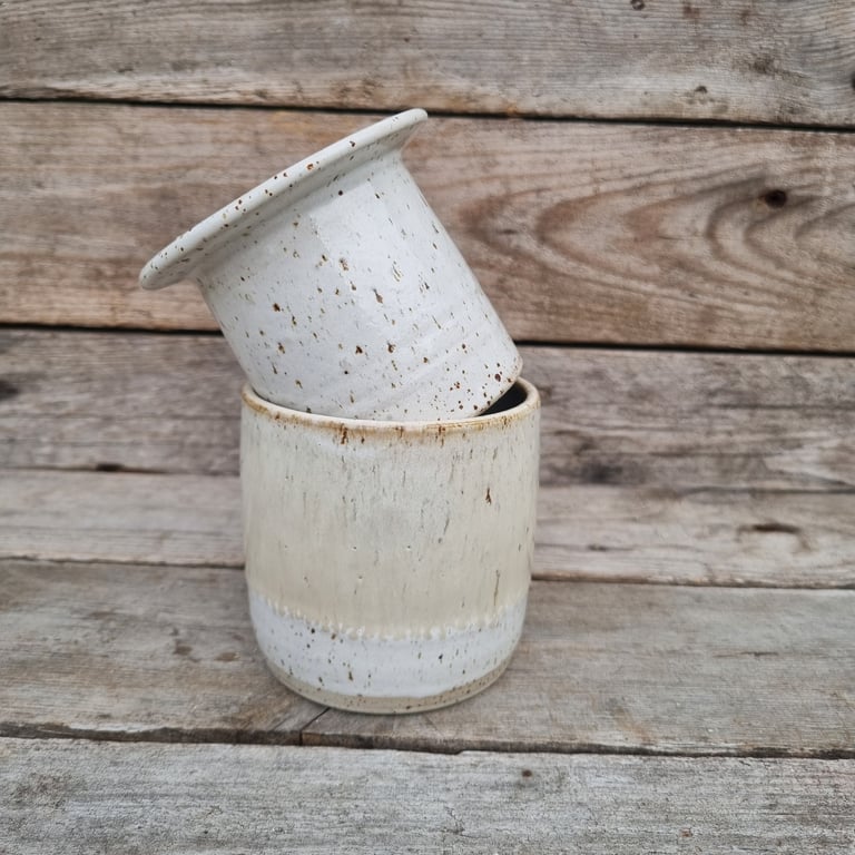 Smørklokke hvid beige billede 2