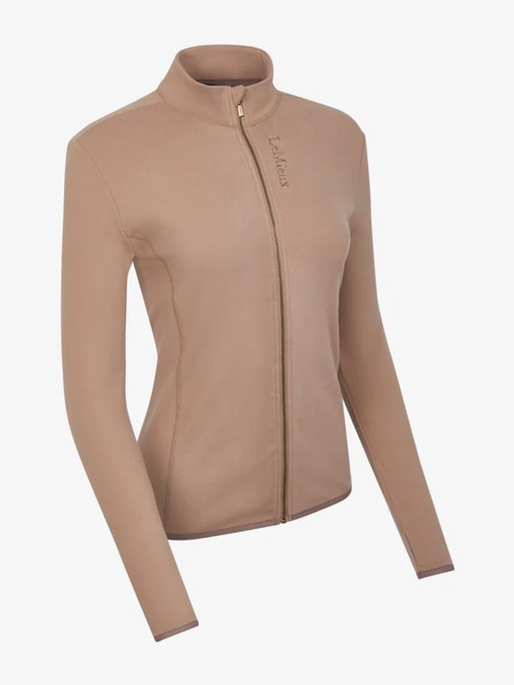 Beige fleecejakke med høj krave og lynlås, damefaconsyet.