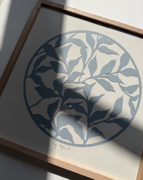 30x30cm, papercut, dueblå, indrammet  (3)