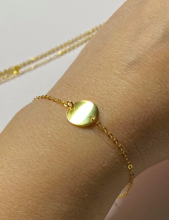 Bracelet with coin