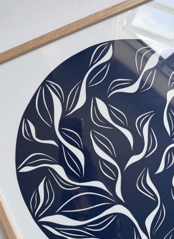 40x40cm, papercut, marineblå, indrammet  billede 2