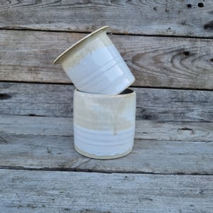 Smørklokke hvid beige – produktbillede