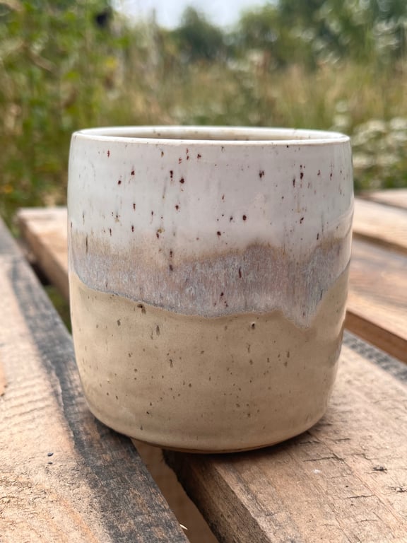 Kaffebønne kop med tekst. 370 ml. H: 9 cm billede 2