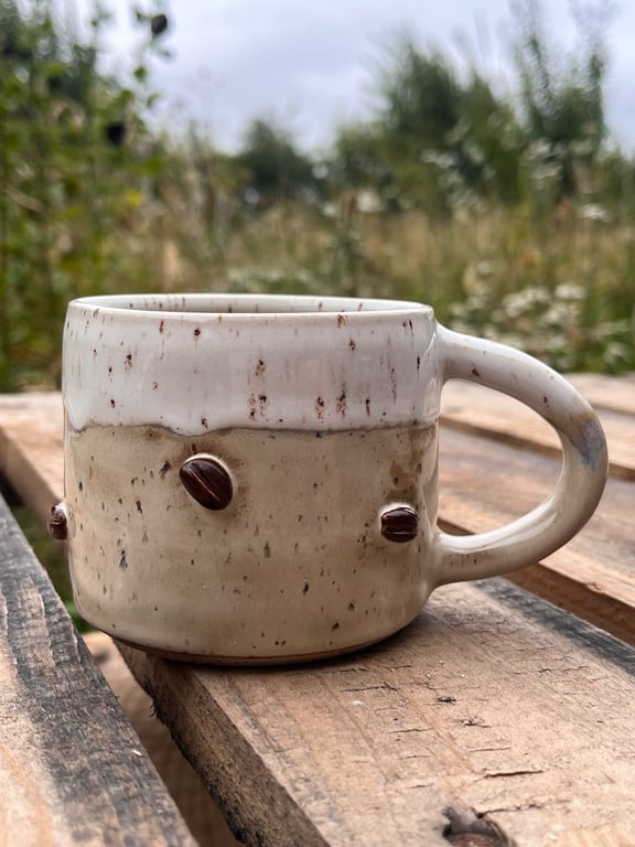 Kaffebønne kop. 320 ml. H: 7,5 cm