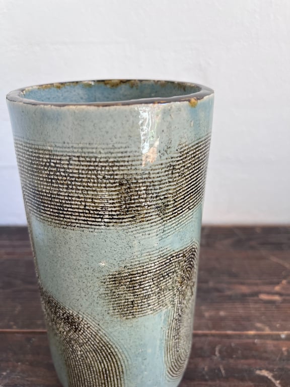 Vase, lys himmelblå med mønster billede 3