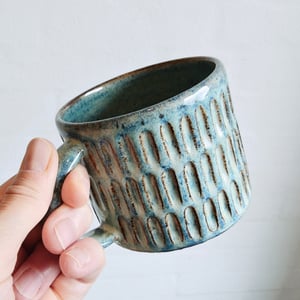 KOP M/HANK BLÅGRØN – produktbillede