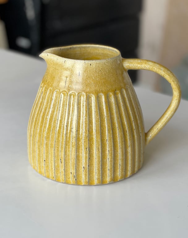 Kande m. riller, hørgul - 1,8 liter