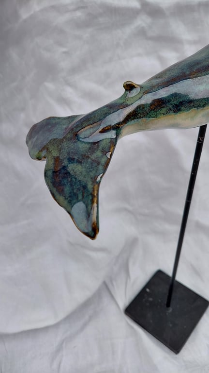 skulptur af pukkelhval billede 2