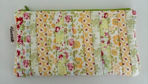 Quiltet Patchwork Pouch 01