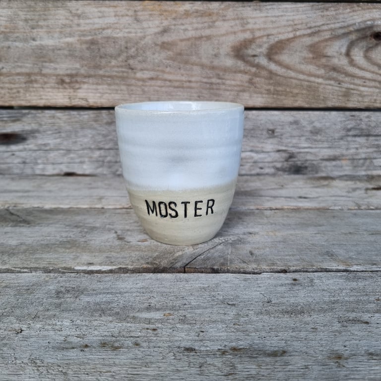 Moster kop hvid