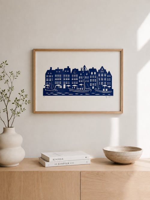 A3, “Nyhavn”, papercut, kongeblå, indrammet  (1)