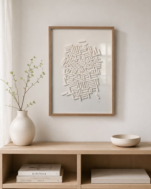 50x70cm, “Quiet order”, relief, indrammet 