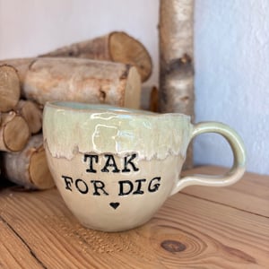 “Tak for dig” håndformet krus. – produktbillede