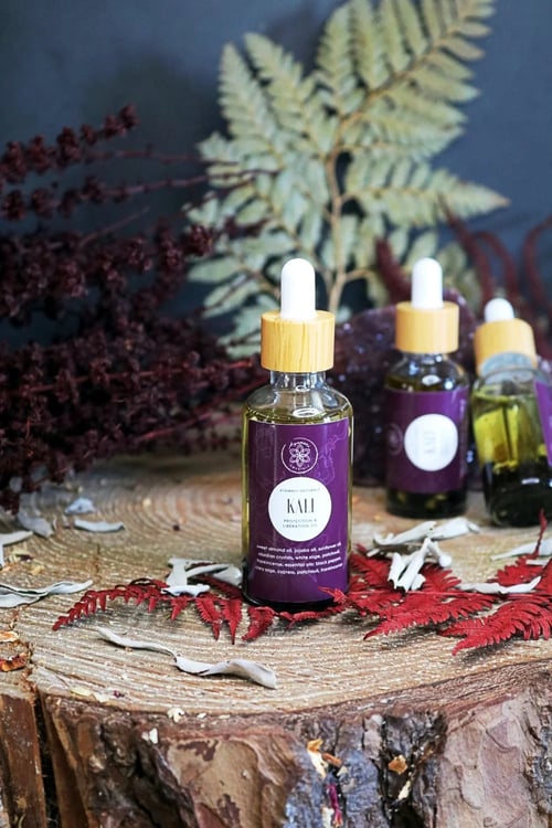 Kali Oil | opvågning, transformation og feminin styrke (2)