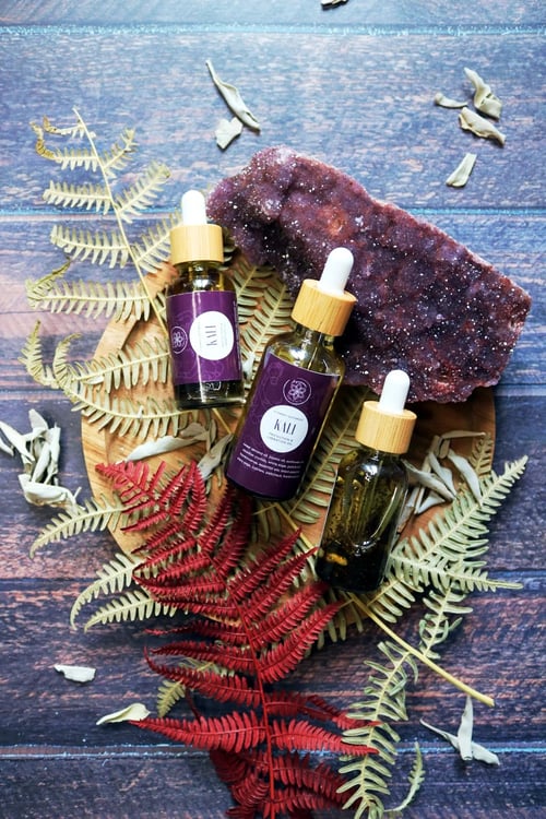 Kali Oil | opvågning, transformation og feminin styrke