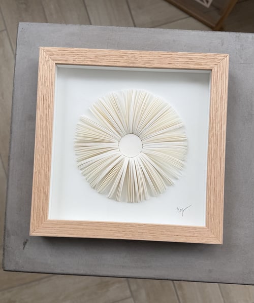 20x20cm, relief, indrammet  (2)