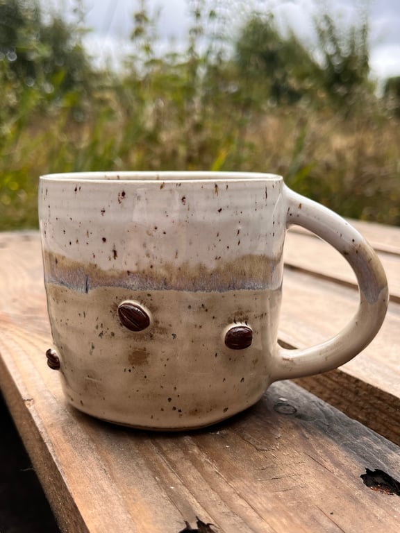 Kaffebønne kop. 310 ml. H: 8 cm