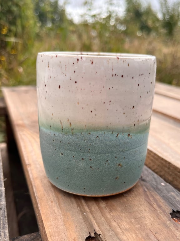 Grøn kop. 360 ml. H: 9,5 cm billede 2