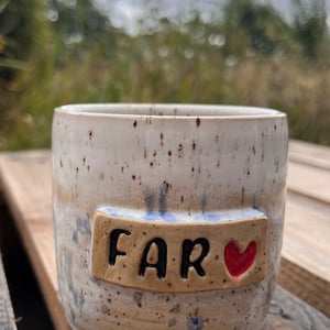 Blå plettet far kop. 330 ml. H: 8 cm – produktbillede